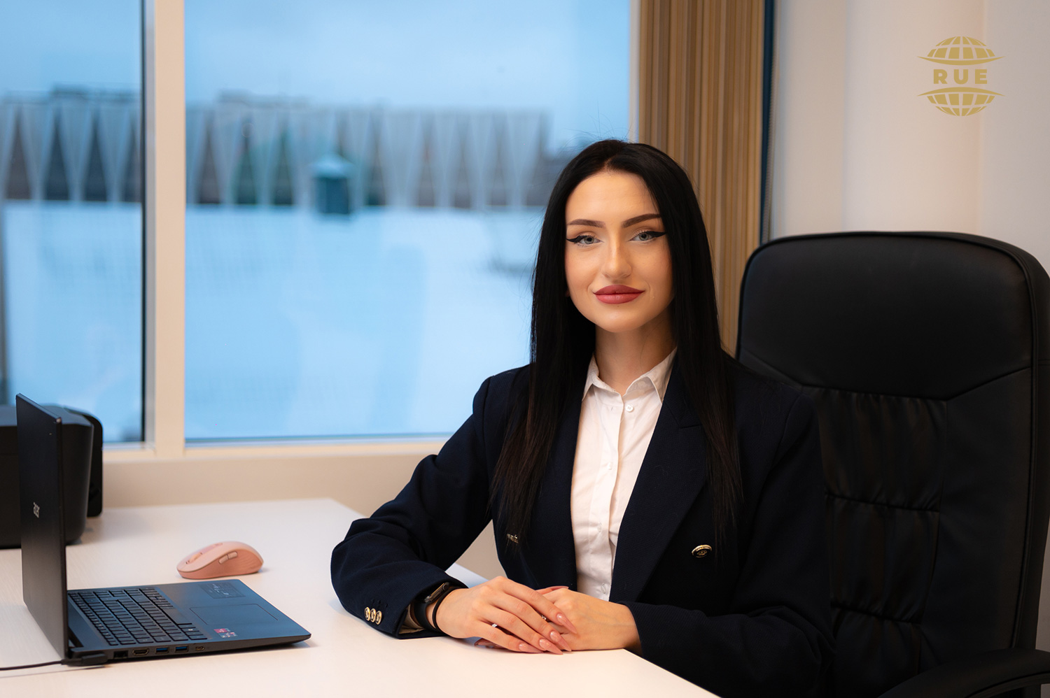 拥有欧洲电子货币许可证的公司